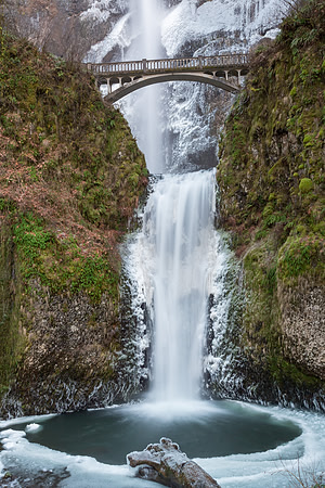 Lower Multnomah Falls